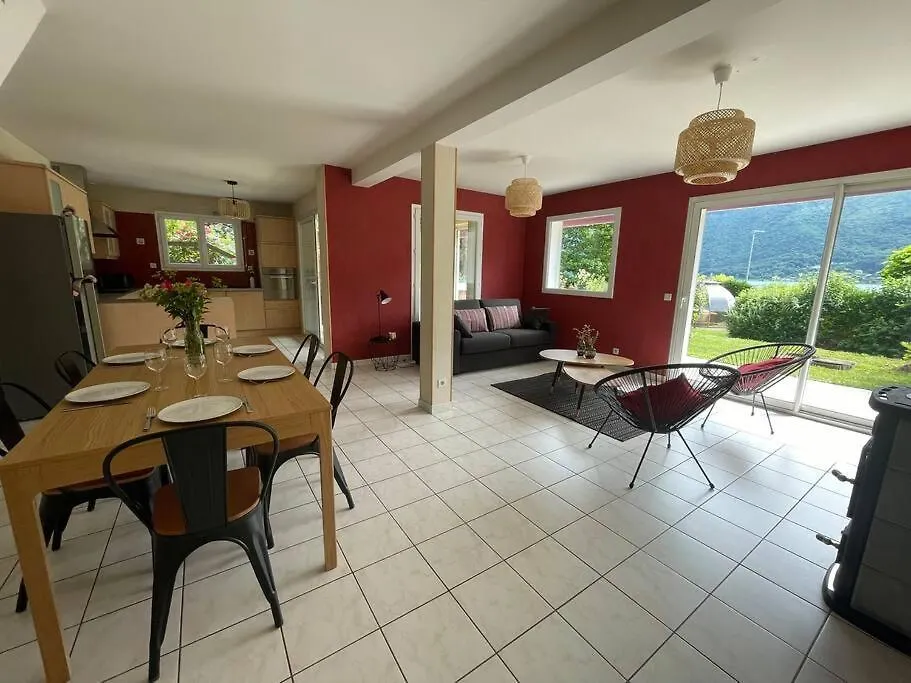Casa Verso, Au Bord Du Lac D'Annecy Avec Vue Doussard 0*,  France
