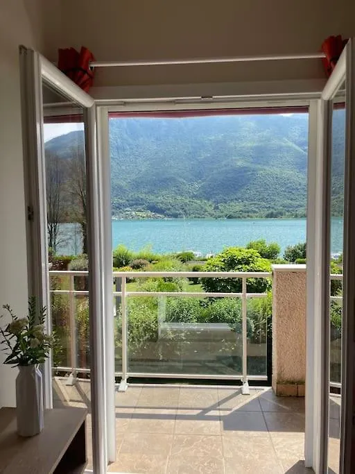 Casa Verso, Au Bord Du Lac D'Annecy Avec Vue Doussard