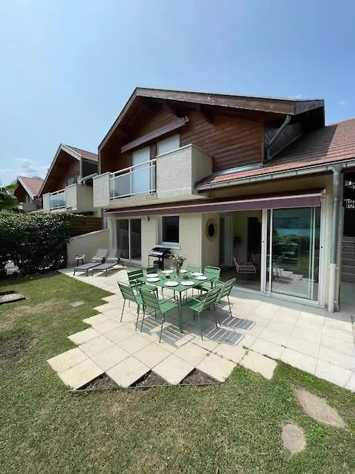 Holiday home Casa Verso, Au Bord Du Lac D'Annecy Avec Vue Doussard